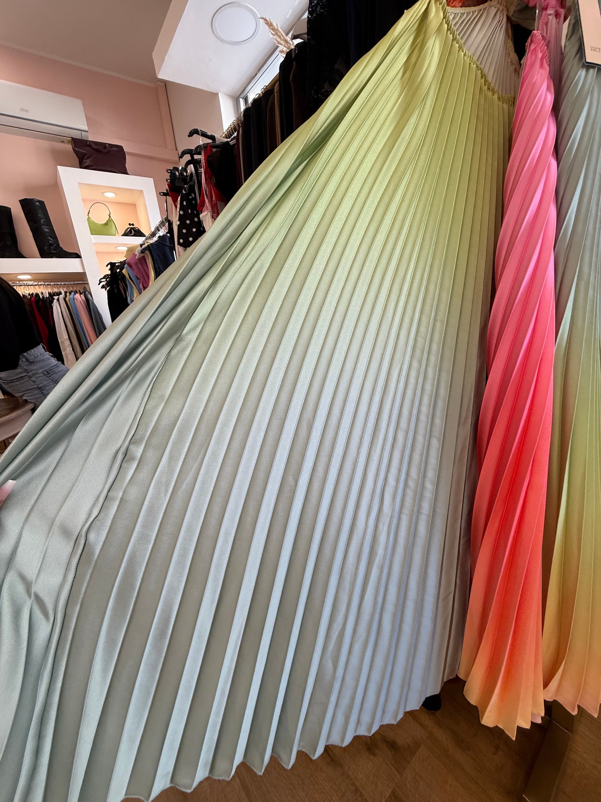 DRESS RAINBOW