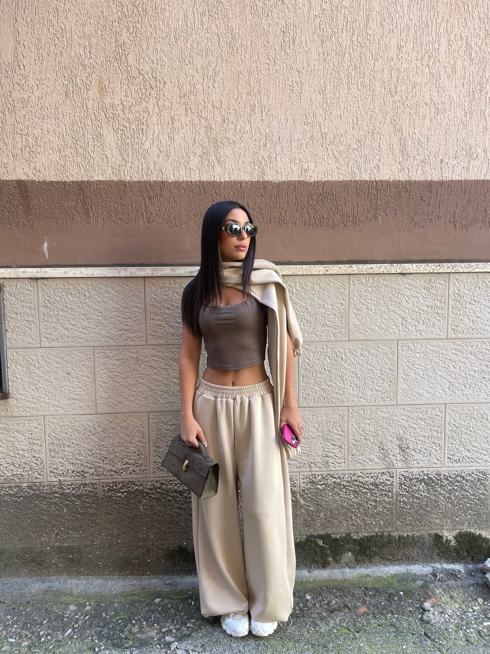 SET LOLA