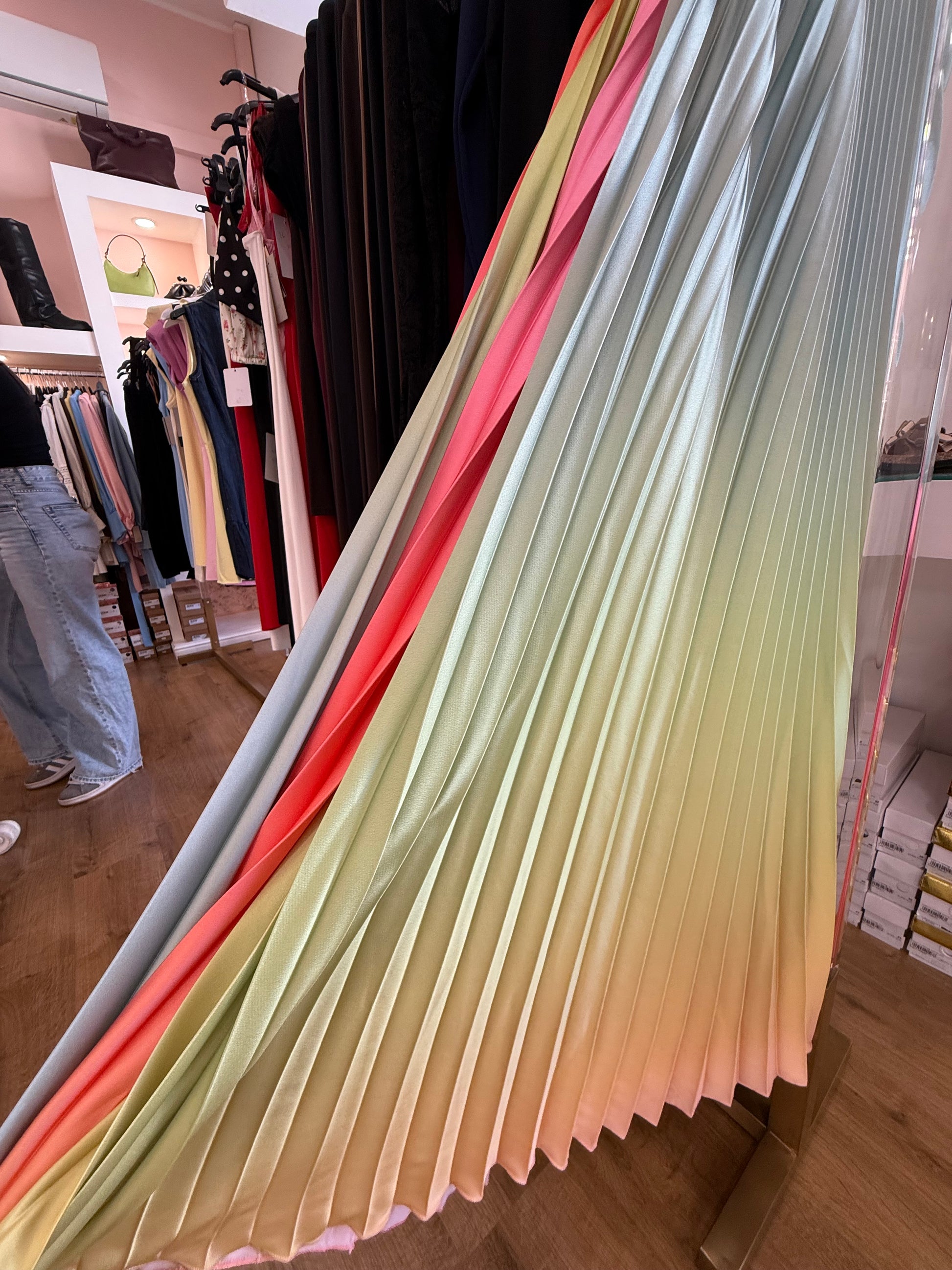 DRESS RAINBOW